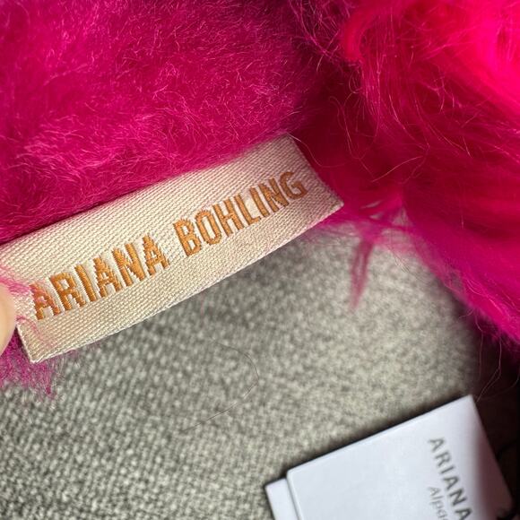 Ariana Bohling Suri Alpaca Fur Slippers Hot Pink Women's Small (6/7) New - Picture 13 of 15